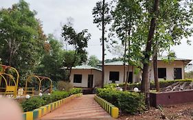 White Elephant Restaurant & Cottages Gokarna